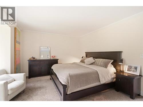 Primary bedroom - 4337 Dunvegan Court, Kelowna, BC - Indoor Photo Showing Bedroom