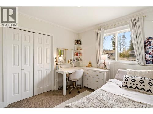 3rd bedroom (upper) - 4337 Dunvegan Court, Kelowna, BC - Indoor Photo Showing Other Room