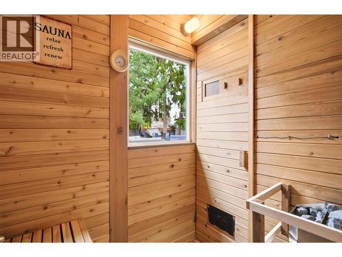 sauna - 4337 Dunvegan Court, Kelowna, BC - Indoor Photo Showing Other Room