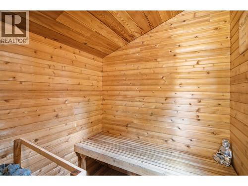 sauna - 4337 Dunvegan Court, Kelowna, BC - Indoor Photo Showing Other Room