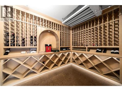 225 Swick Road, Kelowna, BC - Indoor
