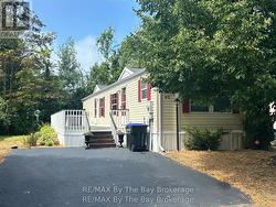 40 GEORGIAN GLEN DRIVE  Wasaga Beach, ON L9Z 1K7