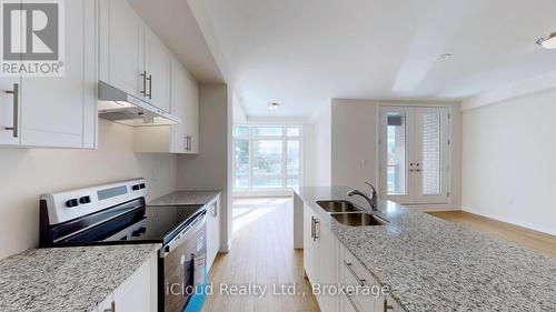 38 Dandara Gate, Vaughan, ON - Indoor Photo Showing Kitchen With Double Sink