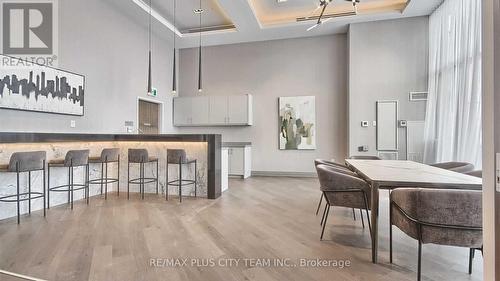 626 - 100 Eagle Rock Way, Vaughan, ON - Indoor Photo Showing Dining Room