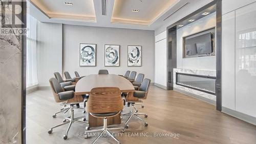 626 - 100 Eagle Rock Way, Vaughan, ON - Indoor Photo Showing Office