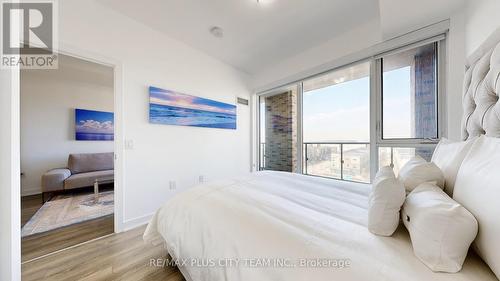 626 - 100 Eagle Rock Way, Vaughan, ON - Indoor Photo Showing Bedroom