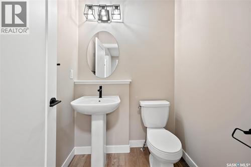 2942 Dumont Way, Regina, SK - Indoor Photo Showing Bathroom