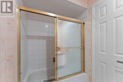 502 Turnbridge Road, Mississauga, ON - Indoor Photo Showing Bathroom