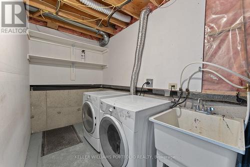 502 Turnbridge Road, Mississauga, ON - Indoor Photo Showing Laundry Room