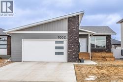 1002 Maplewood DRIVE Moose Jaw, SK S6J 0E4