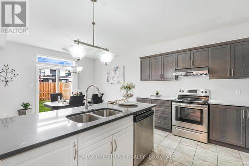 505 Sophia Crescent, London North, ON - Indoor Photo Showing Kitchen With Stainless Steel Kitchen With Double Sink