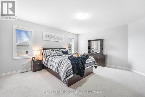 505 Sophia Crescent, London North, ON - Indoor Photo Showing Bedroom