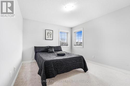 505 Sophia Crescent, London North, ON - Indoor Photo Showing Bedroom
