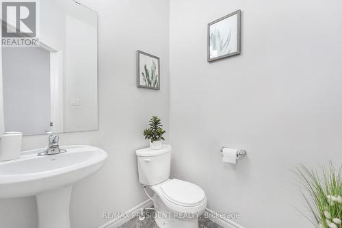 505 Sophia Crescent, London North, ON - Indoor Photo Showing Bathroom