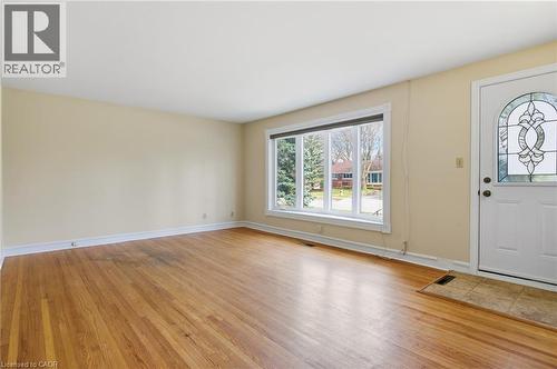 58 Lowrey Avenue S, Cambridge, ON - Indoor Photo Showing Other Room