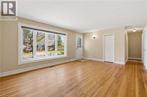 58 Lowrey Avenue S, Cambridge, ON - Indoor Photo Showing Other Room