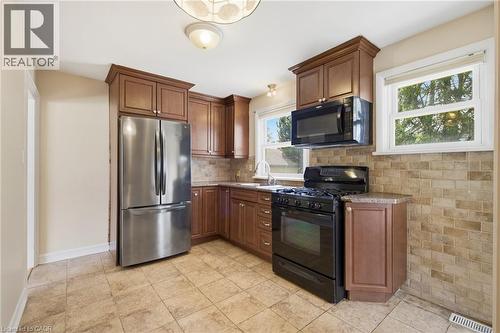 58 Lowrey Avenue S, Cambridge, ON - Indoor Photo Showing Kitchen