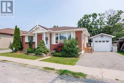 74 WILLIAM STREET Kawartha Lakes (Bobcaygeon), ON K0M 1A0