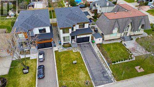 2556 Glengarry Road, Mississauga, ON - Outdoor