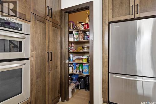 2722 Alfred Crescent, Regina, SK - Indoor Photo Showing Kitchen