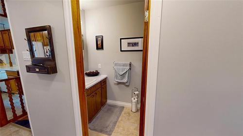 99021 14 Road E, Teulon, MB - Indoor Photo Showing Bathroom