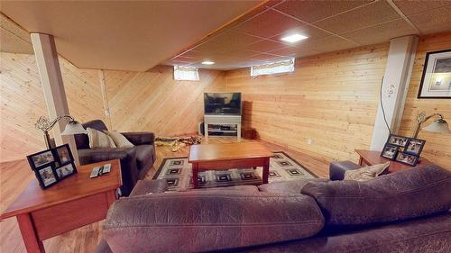 99021 14 Road E, Teulon, MB - Indoor Photo Showing Basement