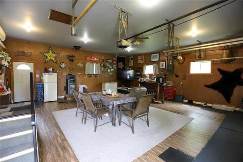 99021 14 Road E, Teulon, MB - Indoor