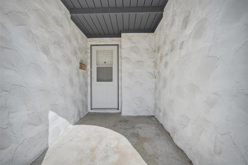 B 67 Apple Lane, Winnipeg, MB - Outdoor