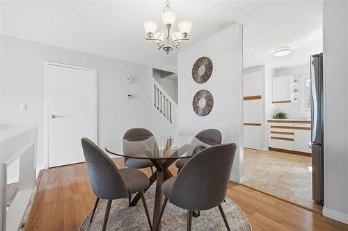 B 67 Apple Lane, Winnipeg, MB - Indoor Photo Showing Dining Room