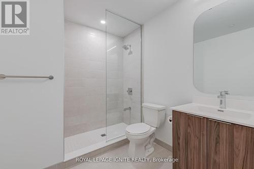 410 - 15 Richardson Street, Toronto, ON - Indoor Photo Showing Bathroom