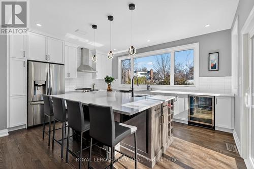 307 Fairmont Avenue, Ottawa, ON - Indoor Photo Showing Kitchen With Upgraded Kitchen