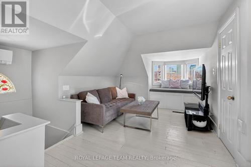 307 Fairmont Avenue, Ottawa, ON - Indoor