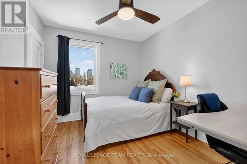 307 Fairmont Avenue, Ottawa, ON - Indoor Photo Showing Bedroom