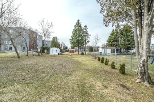 Cour - 6 Rue Longtin, Saint-Constant, QC - Outdoor