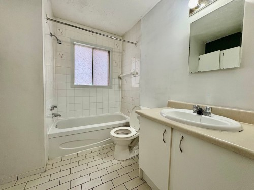 Bathroom - 402-55 Rue Beauséjour, La Prairie, QC - Indoor Photo Showing Bathroom