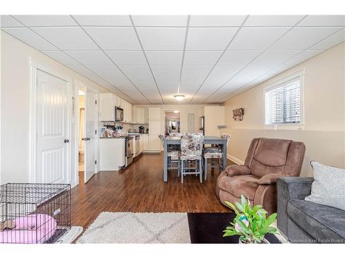 24 Savannah Crt, Fredericton, NB 
