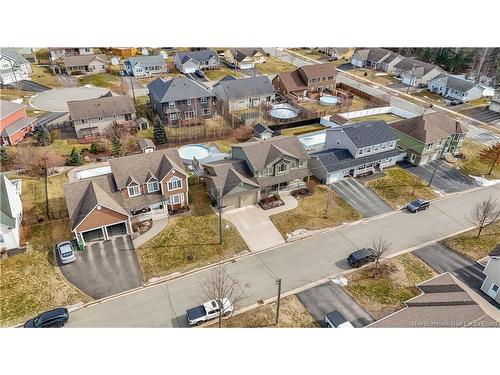 24 Savannah Crt, Fredericton, NB 