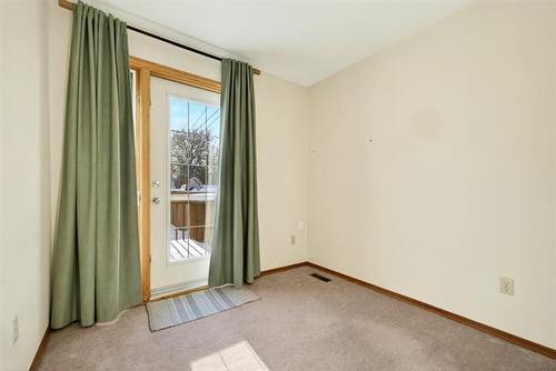 168 Bertrand St, Winnipeg, MB 
