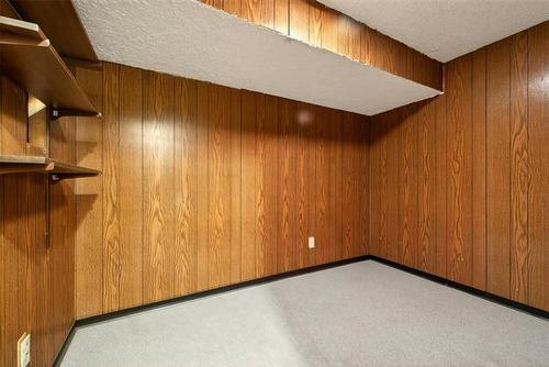 168 Bertrand St, Winnipeg, MB 