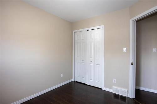 2 Deerfield Trl, Steinbach, MB 