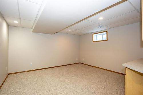 2 Deerfield Trl, Steinbach, MB 