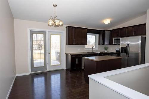 2 Deerfield Trl, Steinbach, MB 