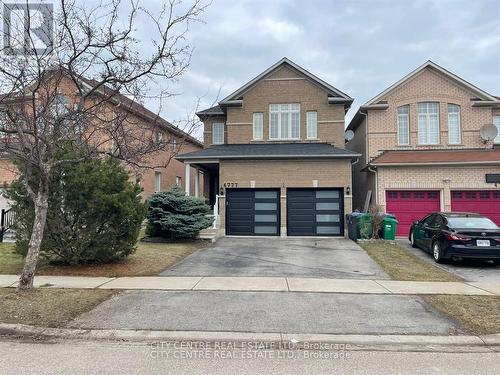 4777 GLASSHILL GROVE  Mississauga, ON L5M 7R6