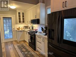 172 EILEEN AVENUE Toronto, ON M6N 1W1