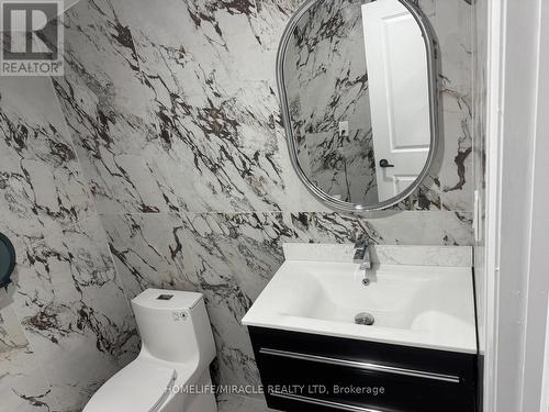 69 Southworth Street N, Welland, ON - Indoor Photo Showing Bathroom