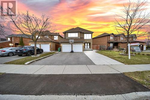 87 SOFTNEEDLE AVENUE  Brampton, ON L6R 1L2