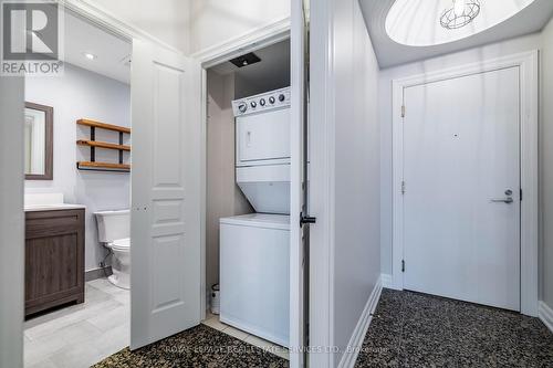 109 - 2083 Lake Shore Boulevard W, Toronto, ON - Indoor Photo Showing Laundry Room