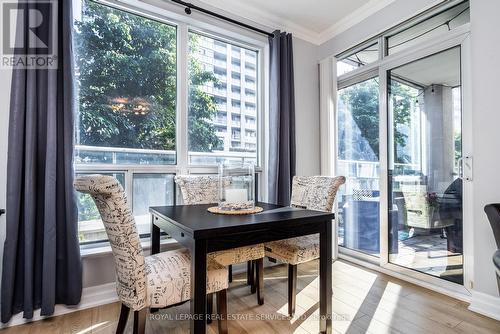 109 - 2083 Lake Shore Boulevard W, Toronto, ON - Indoor Photo Showing Dining Room