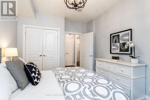 109 - 2083 Lake Shore Boulevard W, Toronto, ON - Indoor Photo Showing Bedroom