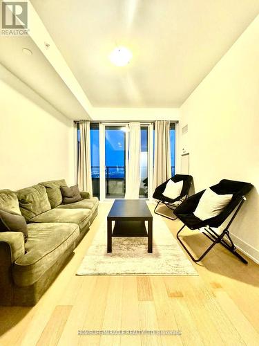5901 - 30 Shore Breeze Dr Drive, Toronto, ON - Indoor Photo Showing Other Room
